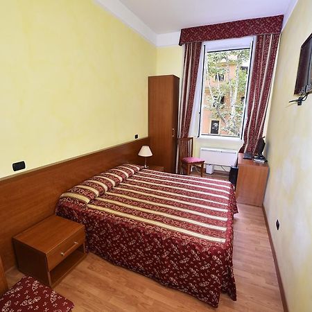 Al Centro Storico Di Roma Bed & Breakfast Bagian luar foto