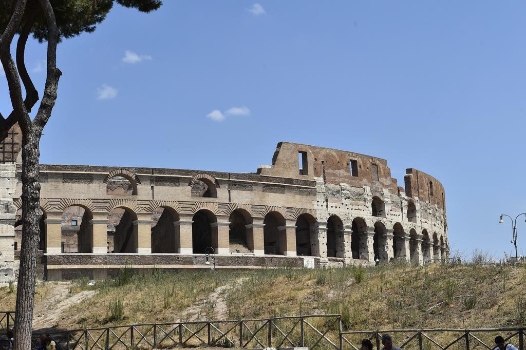 Al Centro Storico Di Roma Bed & Breakfast Bagian luar foto