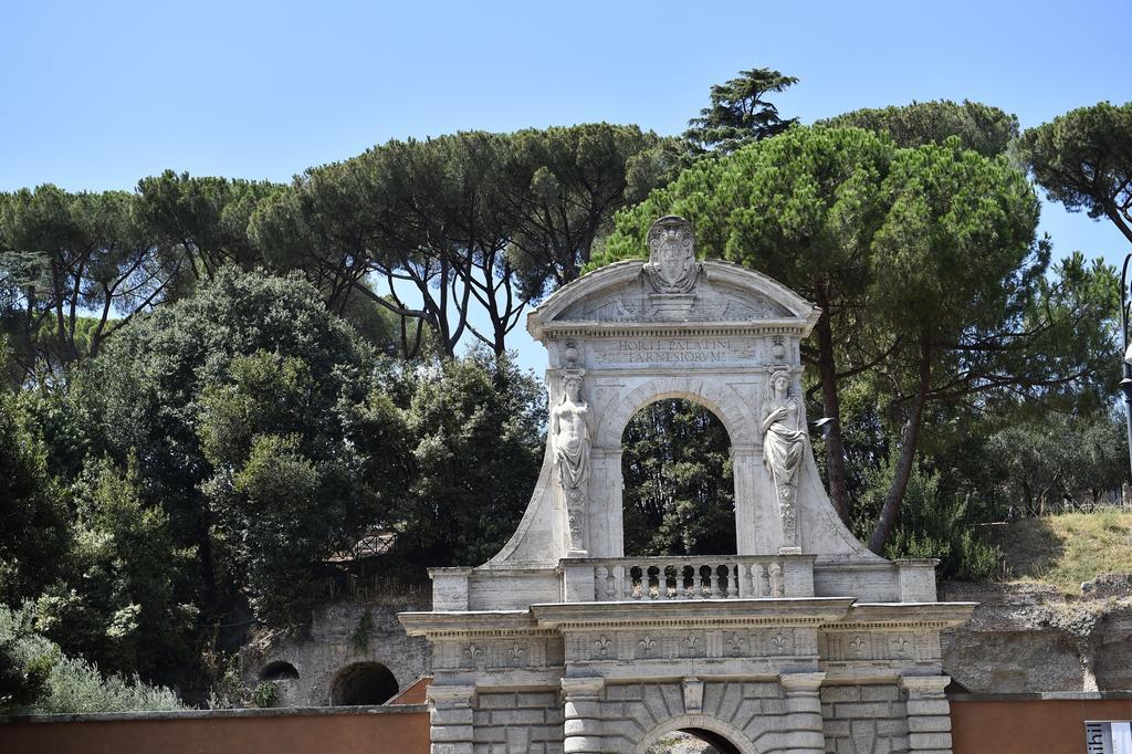 Al Centro Storico Di Roma Bed & Breakfast Bagian luar foto